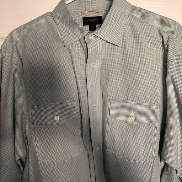 Banana Republic Green Gingham button down shirt - Picture 5 of 6